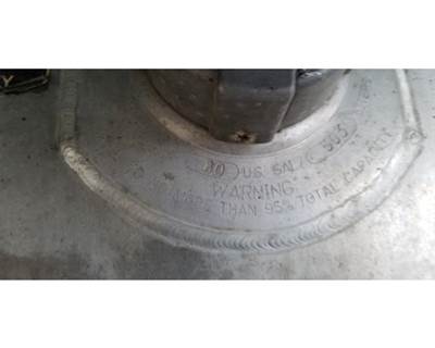 Freightliner Cascadia Left Fuel Tank for a Freightliner CASCADIA 125
