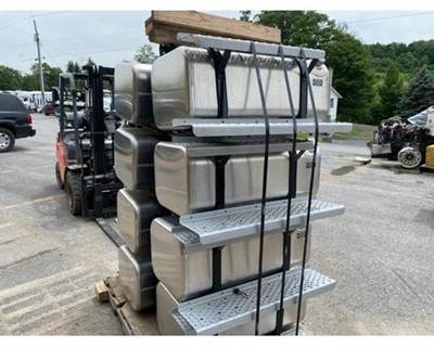 Freightliner M2 106 Fuel Tank