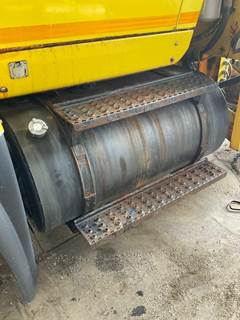 International 7600 Fuel Tank