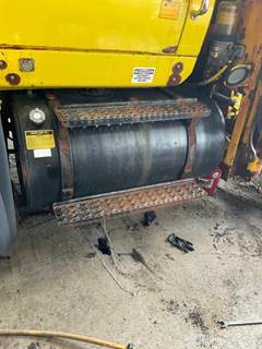 International 7600 Fuel Tank