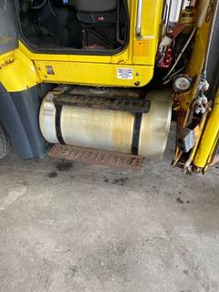 International 7600 Fuel Tank