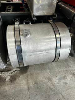 International 9900i Right Fuel Tank