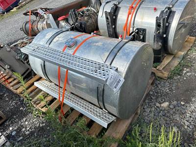 International HX520 Right Fuel Tank