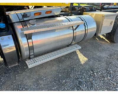 International HX520 Left Fuel Tank