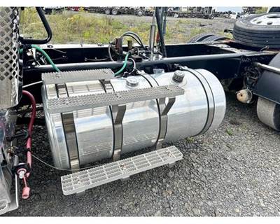 International HX520 Left Fuel Tank