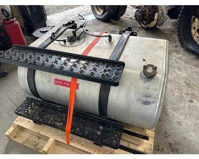 International MV607 Left Fuel Tank