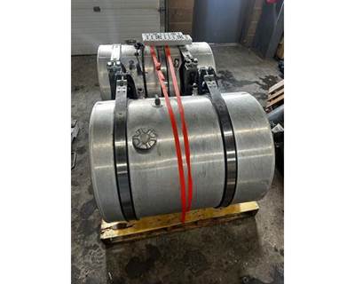 International RH61F Right Fuel Tank