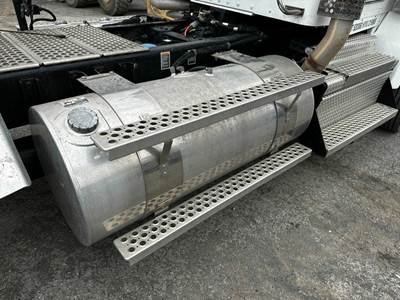 Kenworth T800 Right Fuel Tank
