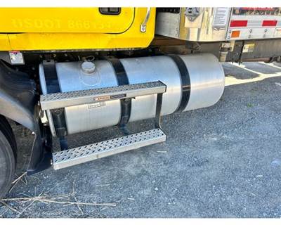 Mack MD Left Fuel Tank