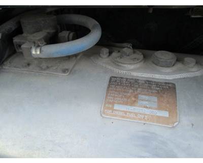Peterbilt 378 Right Fuel Tank