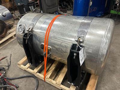 Peterbilt 389 Right Fuel Tank