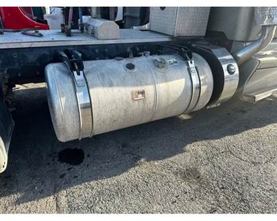 Peterbilt 389 Right Fuel Tank