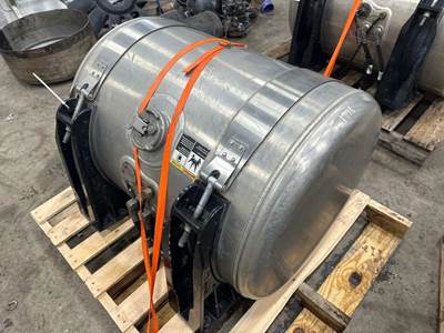 Peterbilt 567 Right Fuel Tank