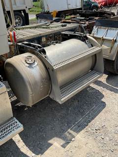 Peterbilt 579 Left Fuel Tank