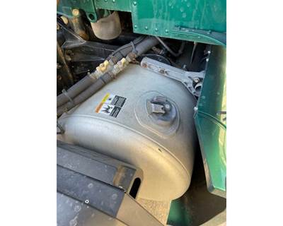 Peterbilt 579 Left Fuel Tank