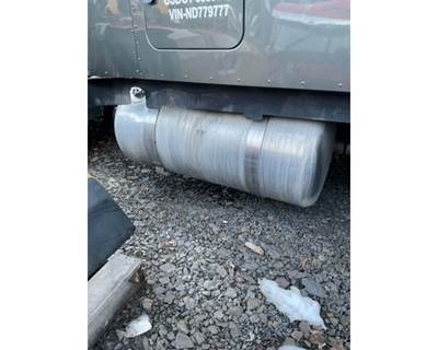 Peterbilt 579 Right Fuel Tank