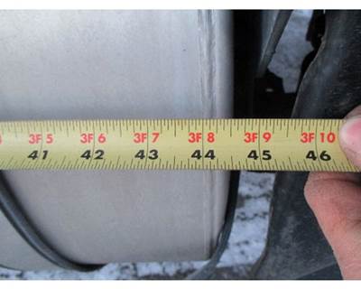 Volvo VNL Left Fuel Tank