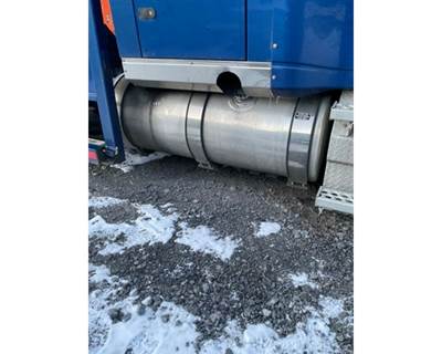 Western Star 4900FA Right Fuel Tank for a Western Star Trucks 4900 FA