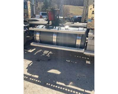Western Star 4900FA Right Fuel Tank for a Western Star Trucks 4900 FA