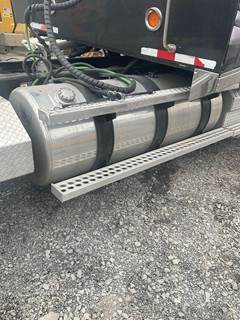 Western Star 4900SA Fuel Tank for a Western Star Trucks 4900 SA