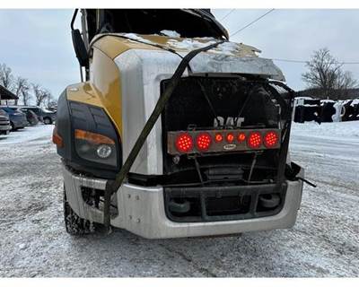 Caterpillar CT660 Right Grille for a CAT CT660