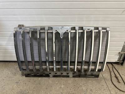 International 7400 Grille