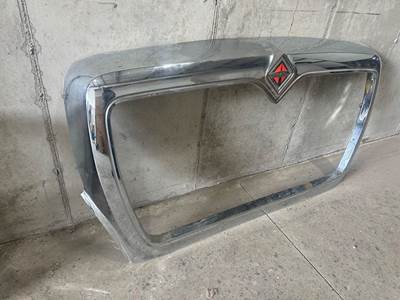 International 7400 Grille