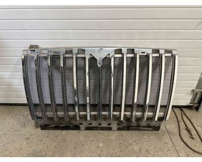 Used International 7400 Center Grille Section