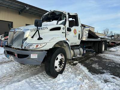 International MV607 Grille