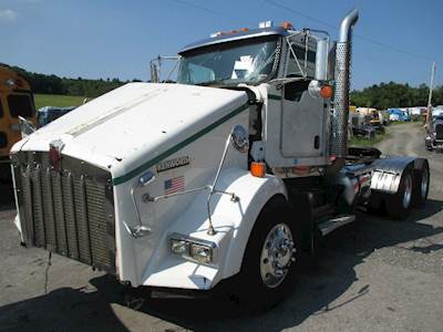 Kenworth T800 Grille