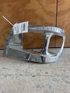 International 9900i Left Headlight Assembly