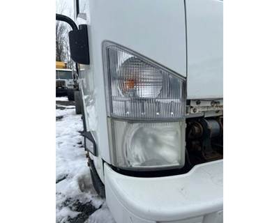 Isuzu NPR Right Headlight Assembly for a Isuzu NRR
