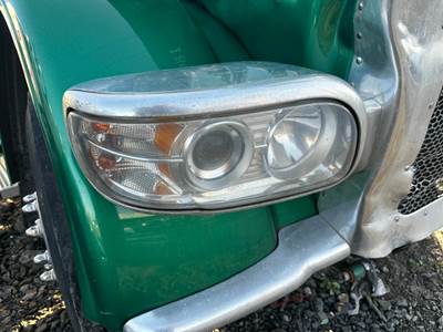 Peterbilt 389 Right Headlight Assembly