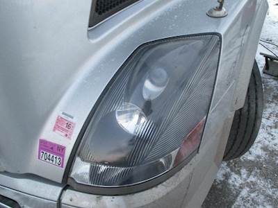 Volvo VNL Left Headlight Assembly