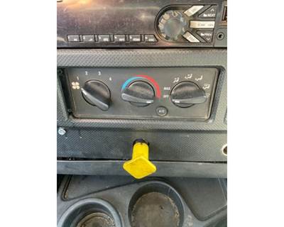 Caterpillar CT660 Heater / AC Temp Control for a CAT CT660