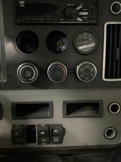 Freightliner Cascadia Heater / AC Temp Control