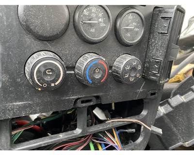 Freightliner Cascadia Heater / AC Temp Control for a Freightliner CASCADIA 113