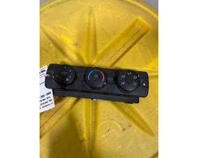 2017 Freightliner Cascadia 125 Heater/AC Temp Control, Day Cab
