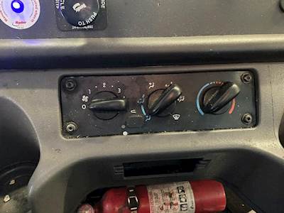 Freightliner M2 106 Heater / AC Temp Control