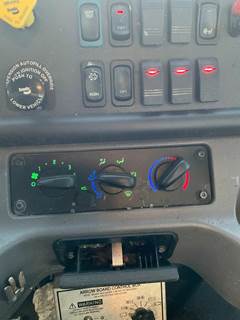 Freightliner M2 106 Heater / AC Temp Control