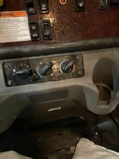 Freightliner M2 106 Heater / AC Temp Control
