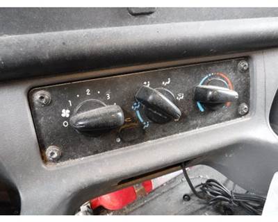 Freightliner M2 106 Heater / AC Temp Control