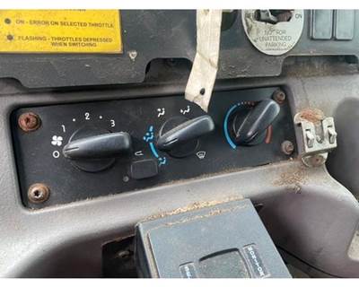 Freightliner M2 106 Heater / AC Temp Control