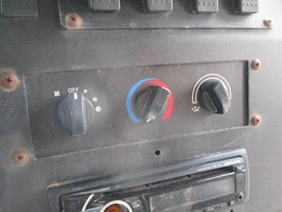 Freightliner MT55 Heater / AC Temp Control