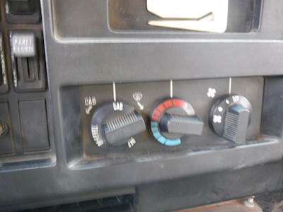 International 4600 Heater / AC Temp Control