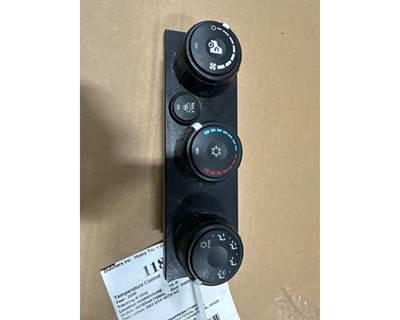 International HX520 Heater / AC Temp Control