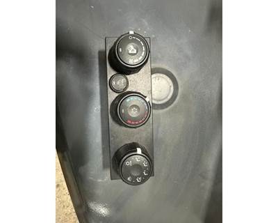 International MV607 Heater / AC Temp Control