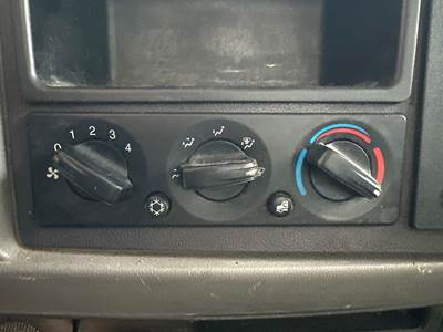 Peterbilt 348 Heater / AC Temp Control
