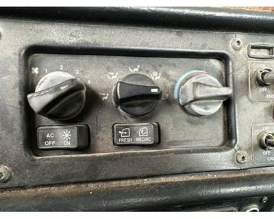 Peterbilt 379 Heater / AC Temp Control