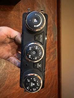 Peterbilt 567 Heater / AC Temp Control
